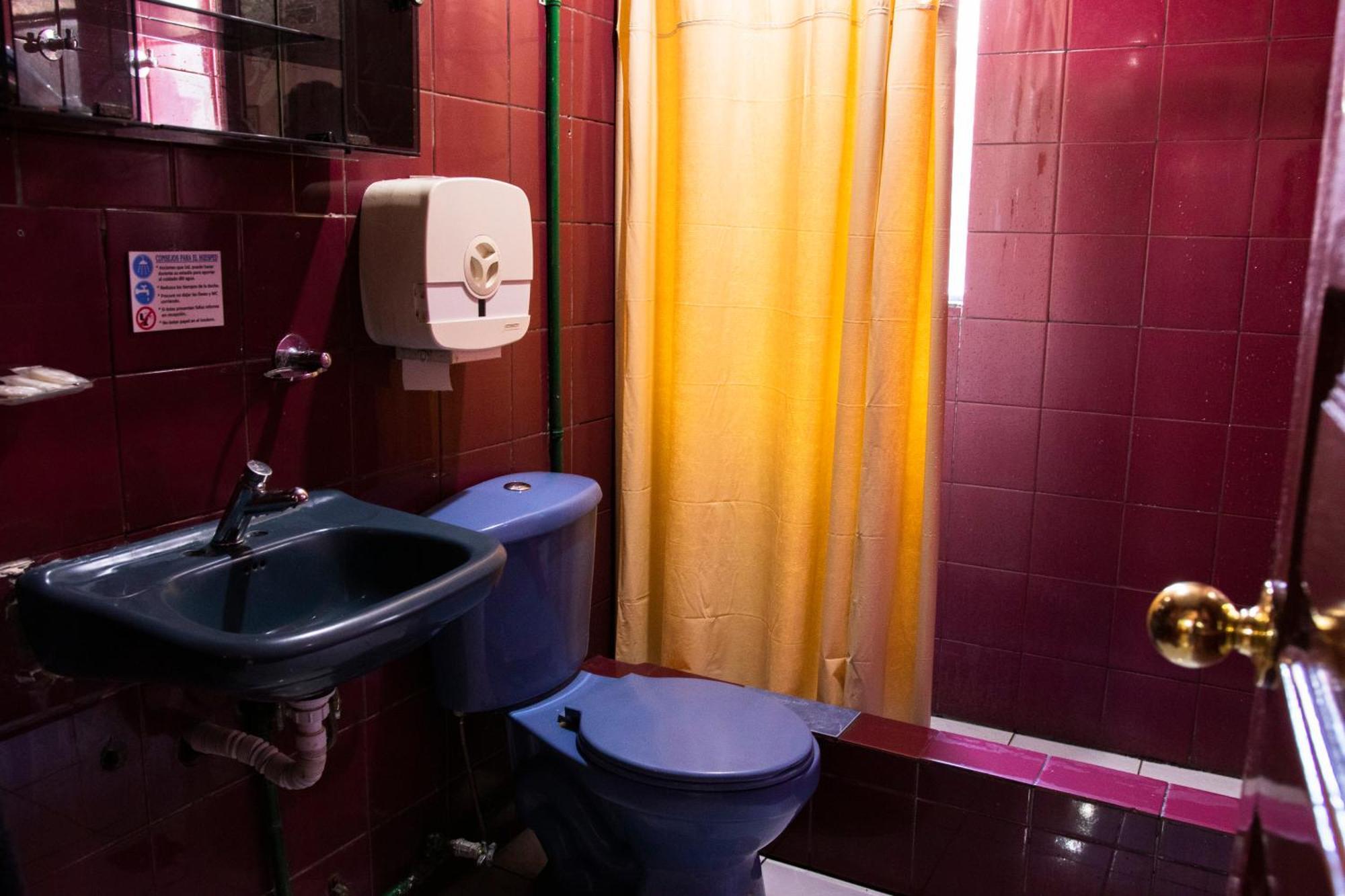 Hostal Carlos Luis Кіто Екстер'єр фото
